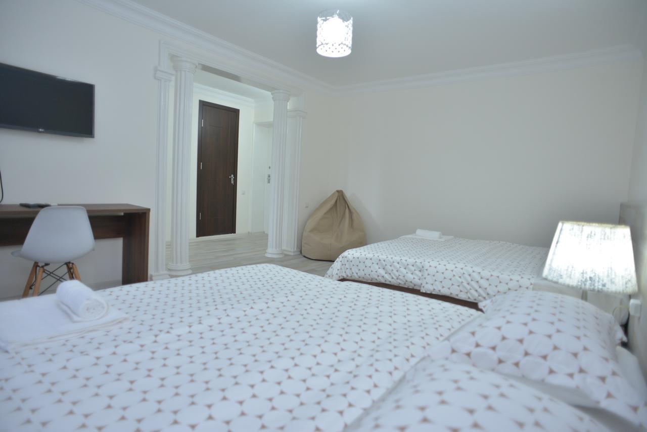 Central Apartments Kutaisi Zewnętrze zdjęcie